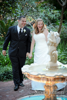 Best Courtyard Lake Lucerne - IW Phillips House Wedding photographer - Sandra Johnson (SJFoto.com)
